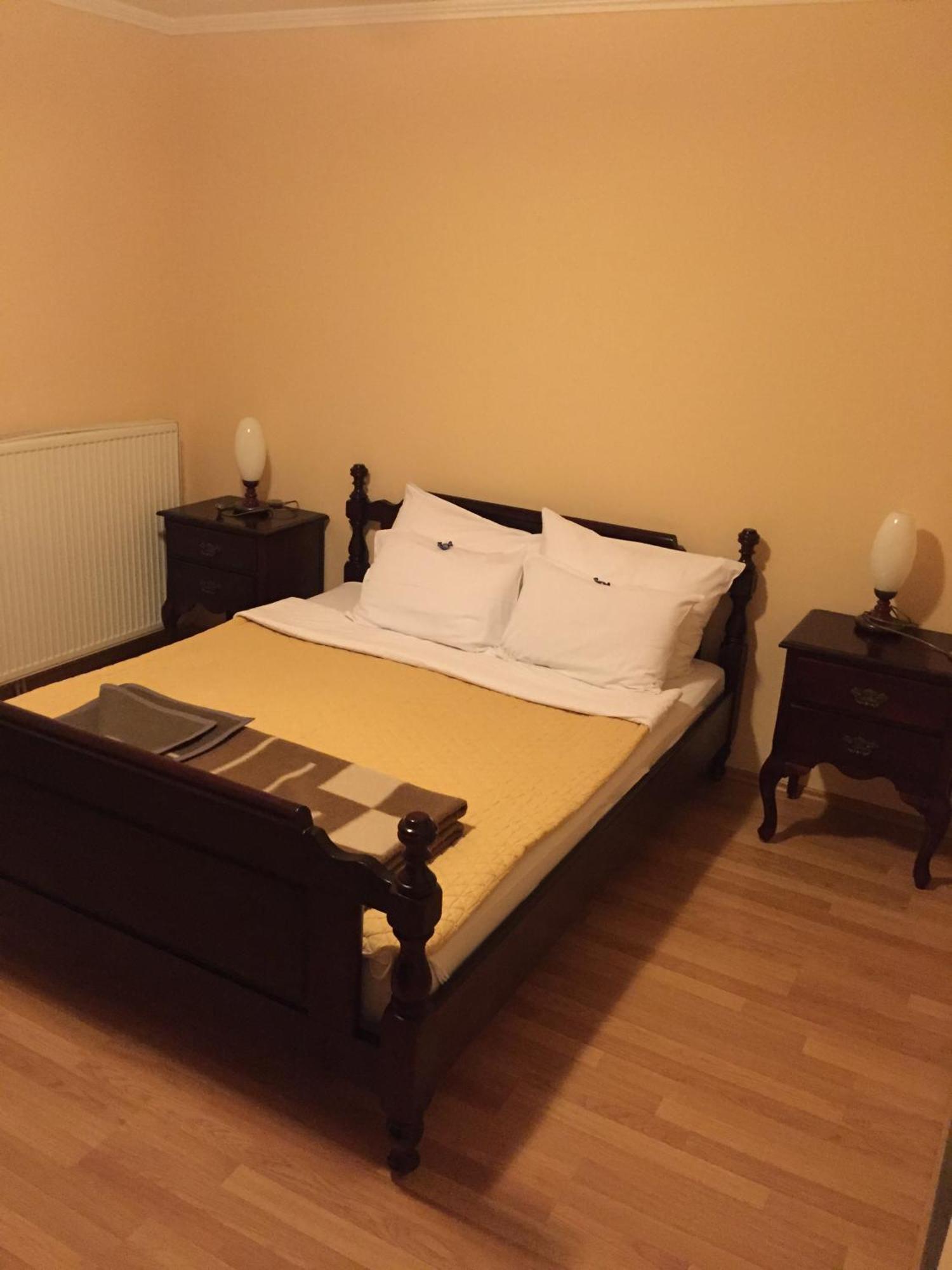 Bed & Breakfast Karavan Raška 部屋 写真