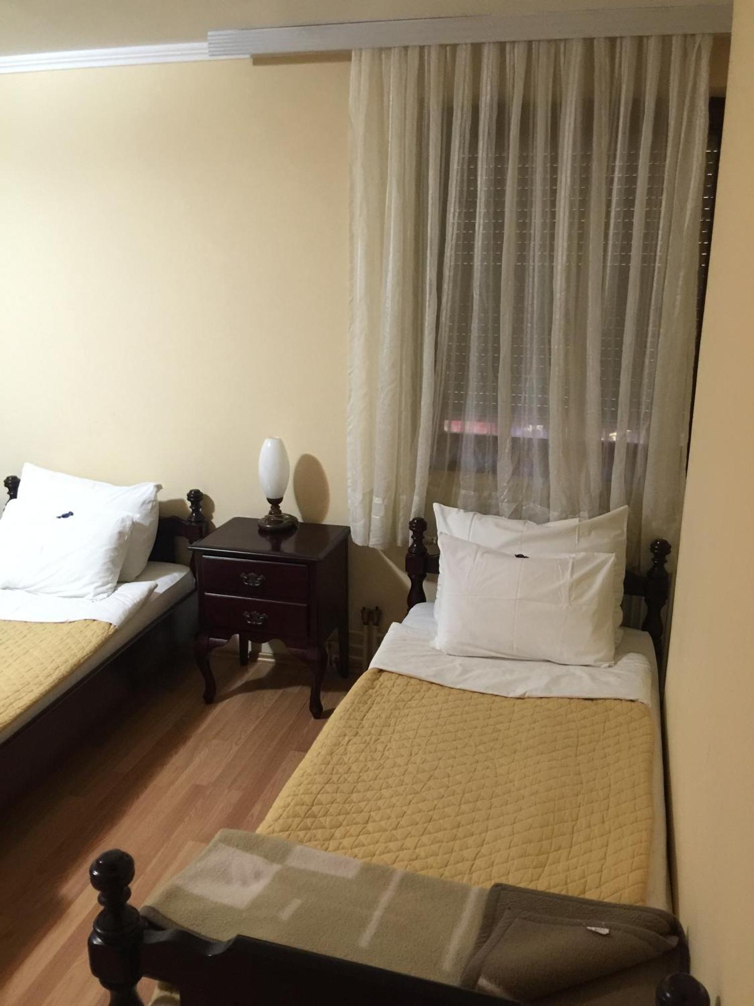 Bed & Breakfast Karavan Raška 部屋 写真