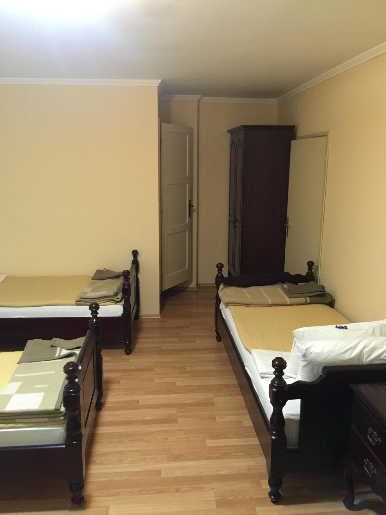 Bed & Breakfast Karavan Raška 部屋 写真