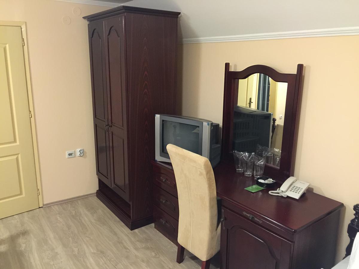 Bed & Breakfast Karavan Raška エクステリア 写真